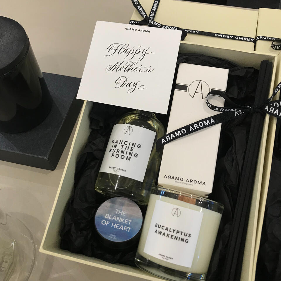 บริการเขียน Calligraphy ณ Aramo Aroma สาขาเซ็นทรัลพระราม 9