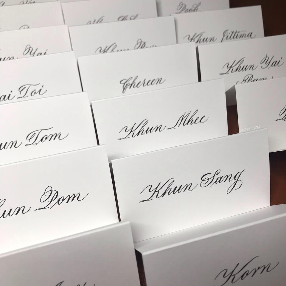 Place card ป้ายชื่อแขก เขียนสไตล์ Calligraphy