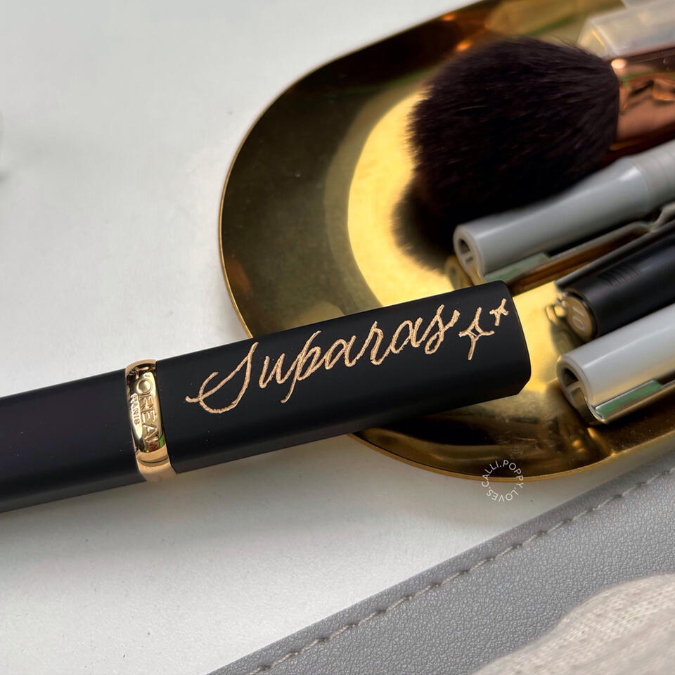 แกะสลักชื่อลงบน L'Oréal Color Riche Intense Volume Matte